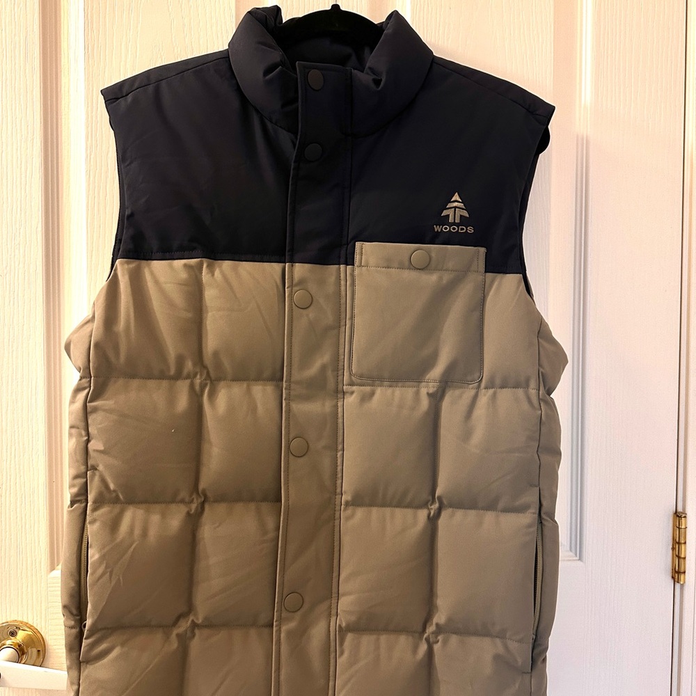 Men's Puffer Vest - Navy and green